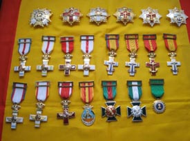 Medallas, insignias (16)